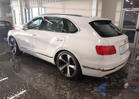 2020 Bentley Bentayga V8 from USA, damaged, VIN SJAAM2ZV1LC029787